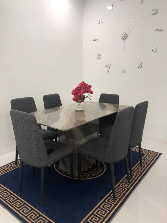ברינצ'אנג Ramadhina Eagle Eye View Home2Stay Emerald Avenue מראה חיצוני תמונה